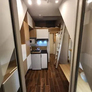  Appartement Studio 9m2 Champs Elysees Arc De Triomphe75008 France