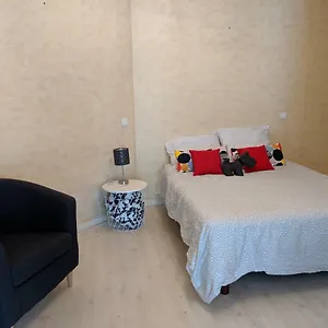  Appartement Studio Calme Et Confortable Proche De Saint-chamond France